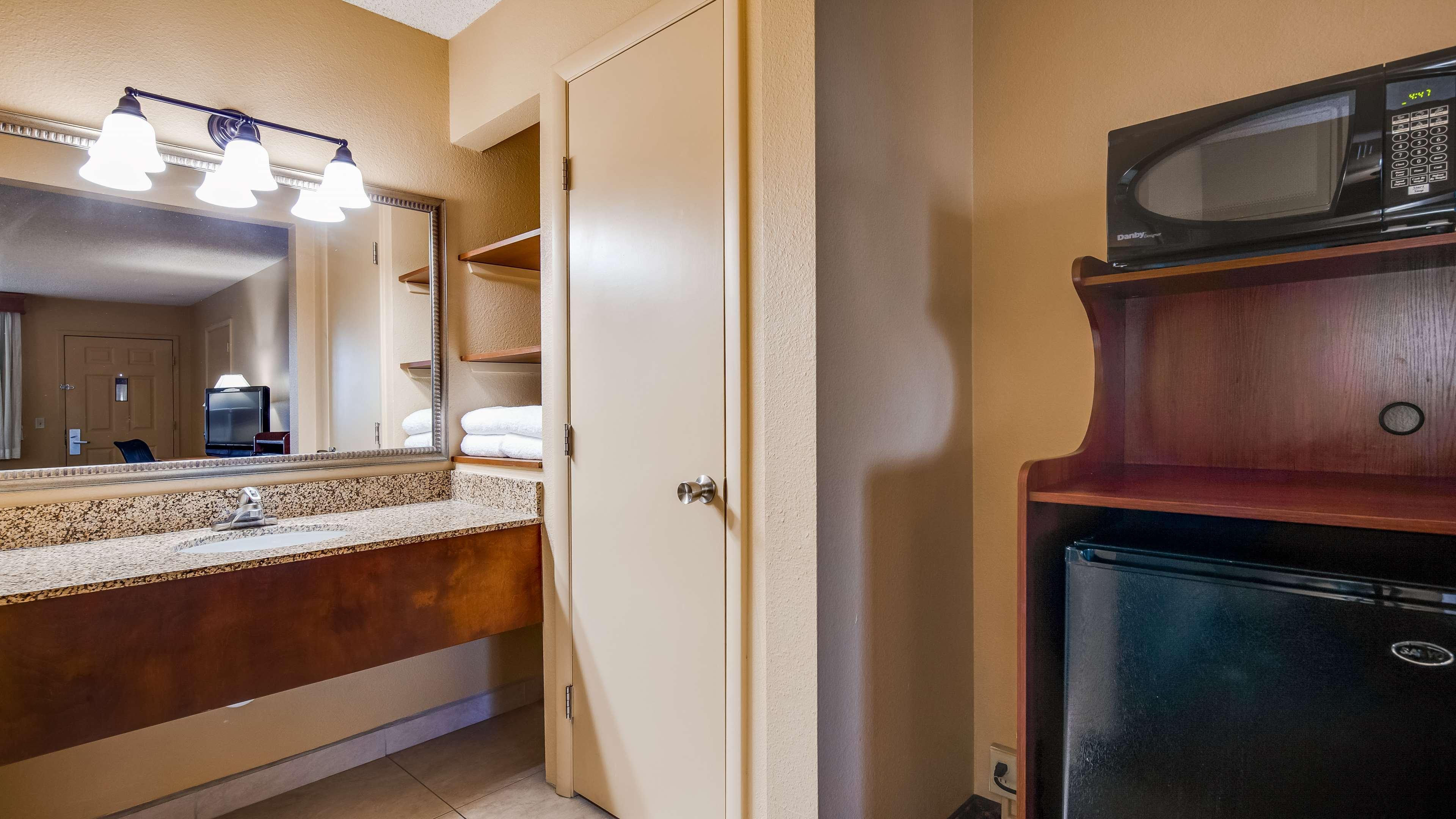 Best Western Cottonwood Inn Kültér fotó